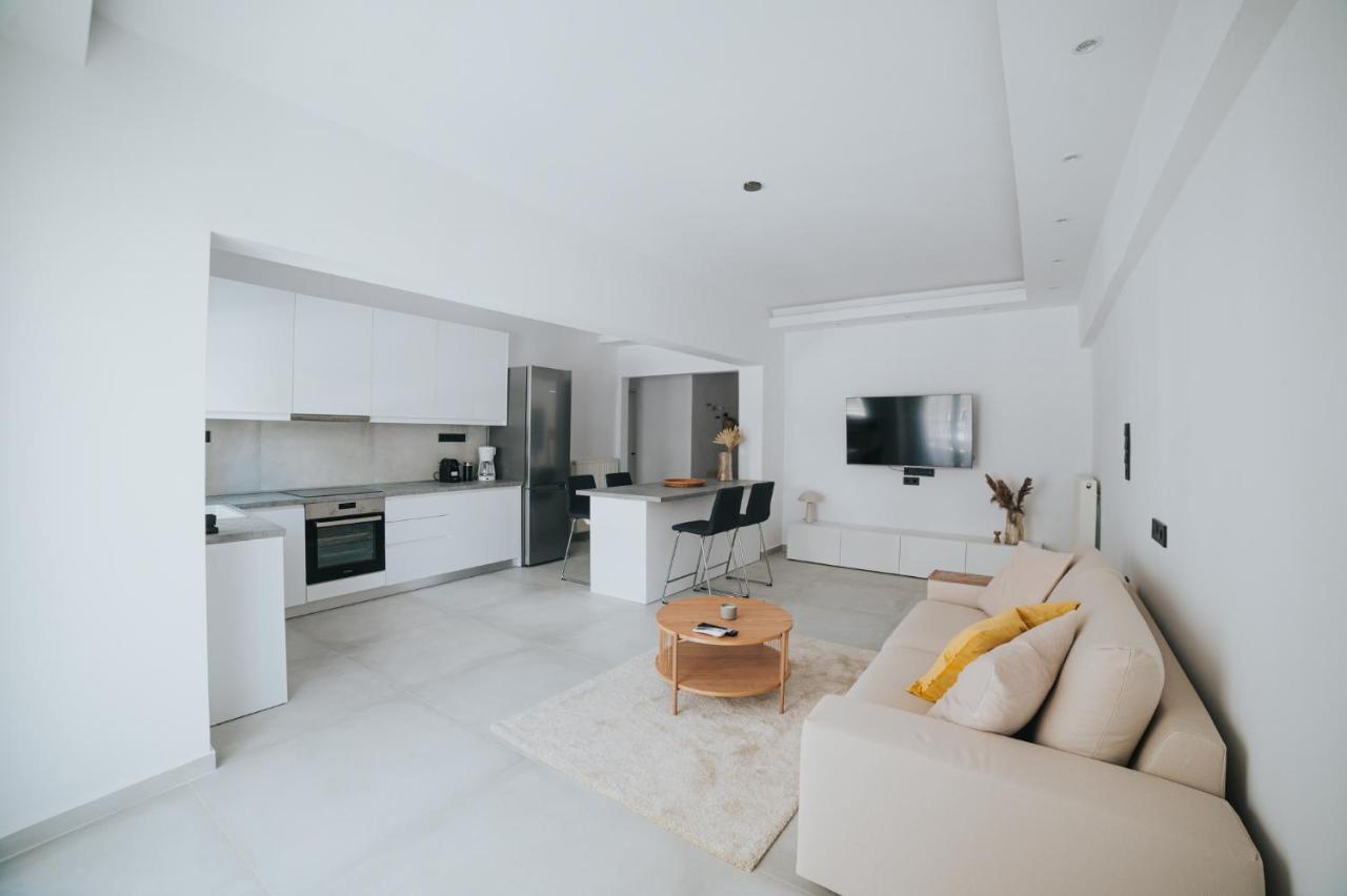 Luxury And Spacius Apartment Thessaloniki Buitenkant foto